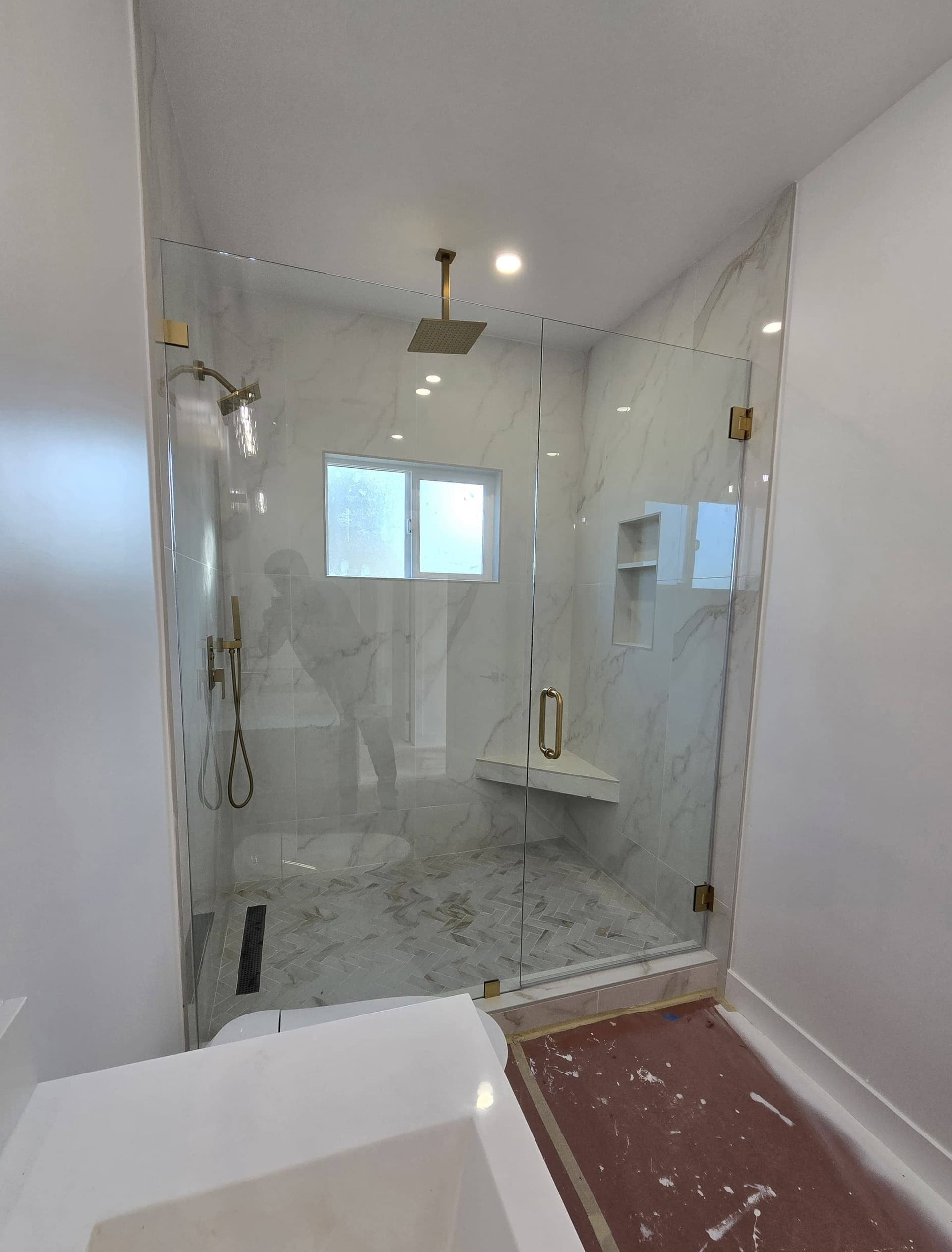 A completed ABC77 Glass shower installation (7)