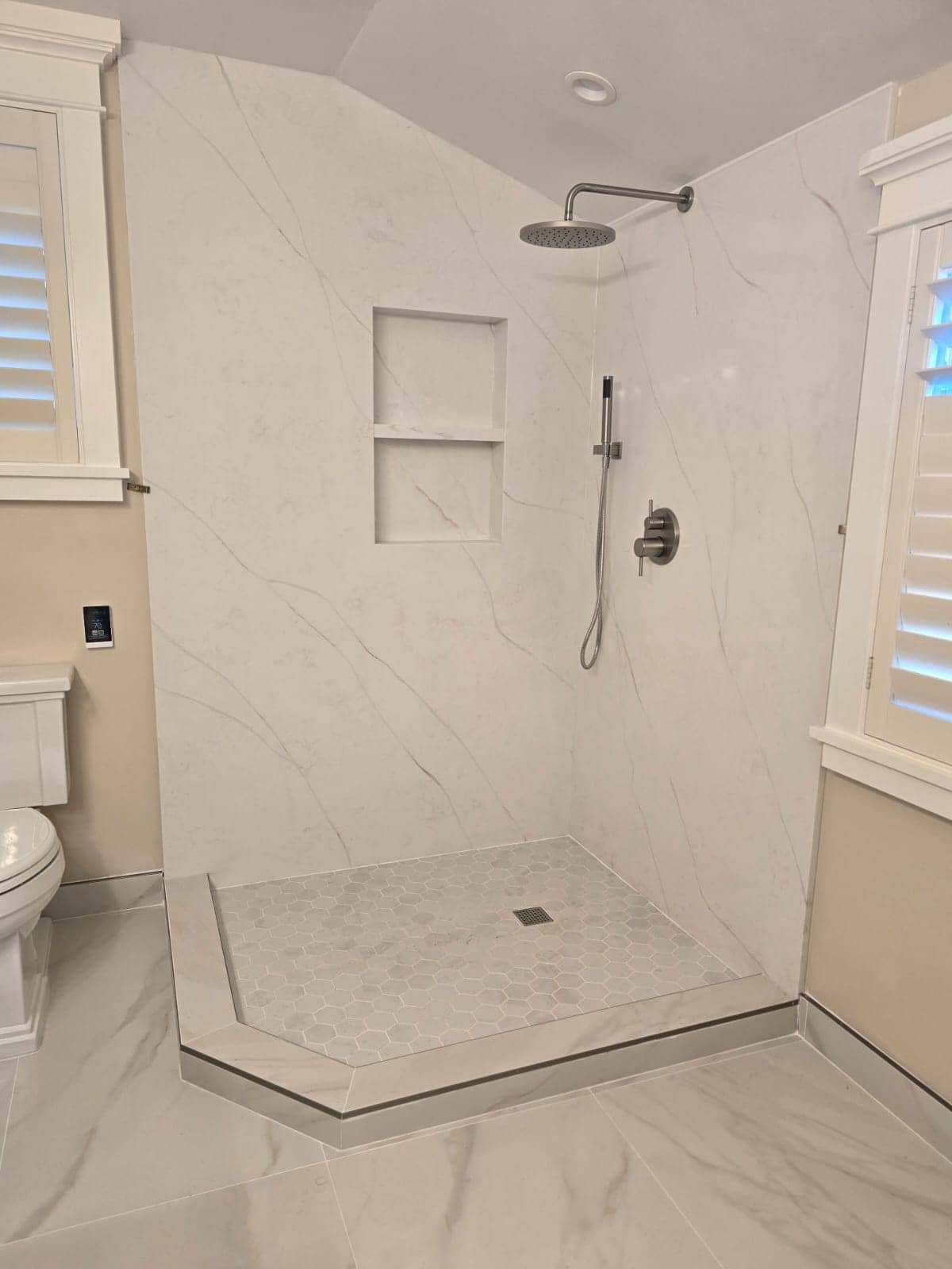 A completed ABC77 Glass shower installation (13)